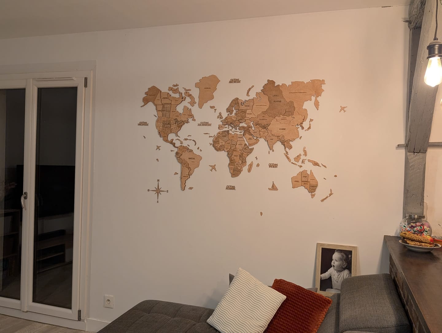 Customer photo review of 3D Wooden World Map Gold