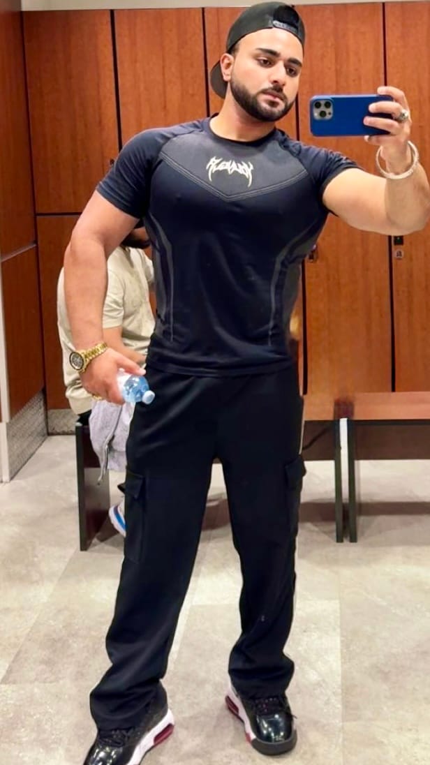 Customer photo review of 4041 - Warrior Compression Tees