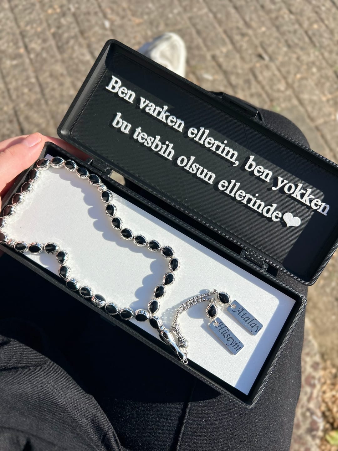 Customer photo review of Personalisierte Gebetskette (Tesbih)  – Zamak-Guss mit individueller Geschenkbox