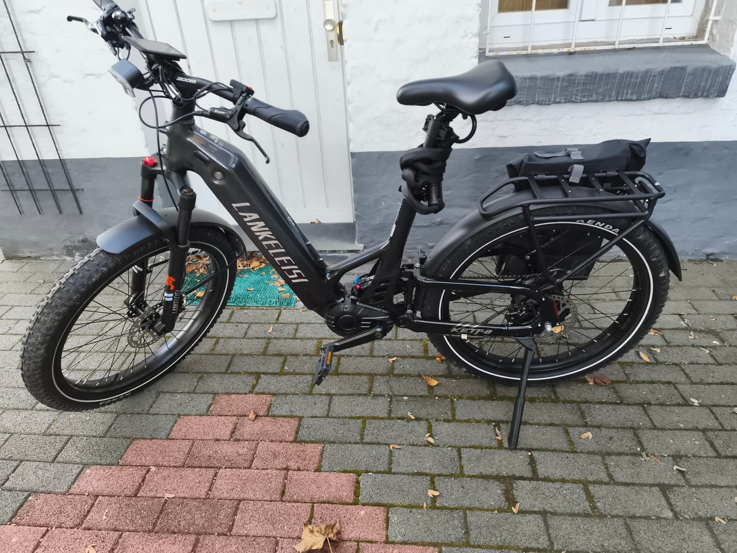 Customer photo review of Lankeleisi KETT-8 26" Urban Electric Bike All Terrain SUV E-Bike (960Wh)