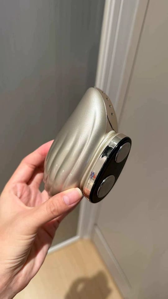 Customer photo review of TAFITIE Conch 10MHz High-Frequency Ultrasonic Facial Device