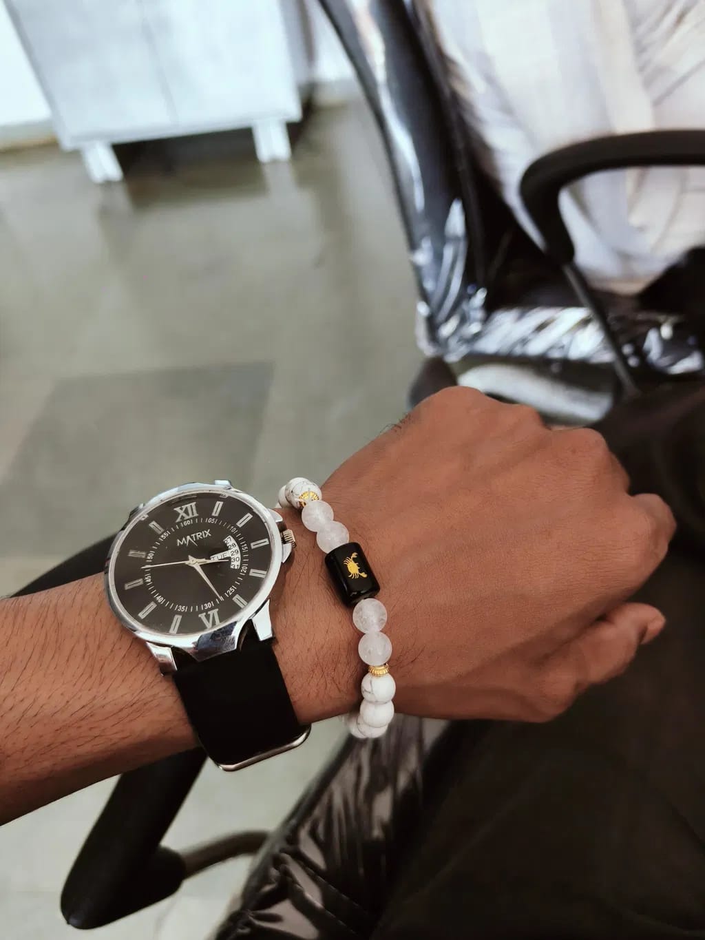 Customer photo review of Cancer (Karka Rashi) Zodiac Bracelet – Natural Howlite & Milky Quartz