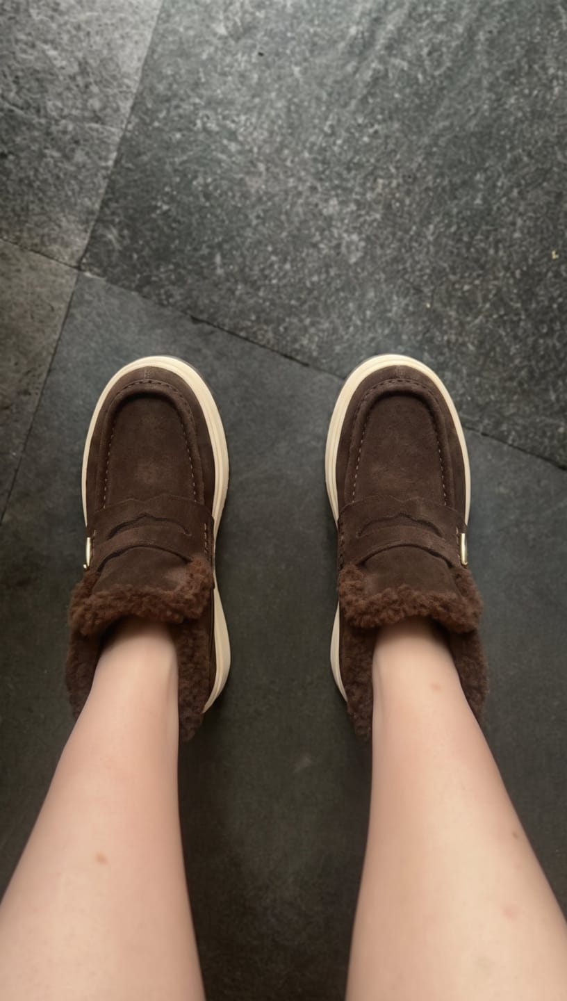 Customer photo review of Lumira Brown