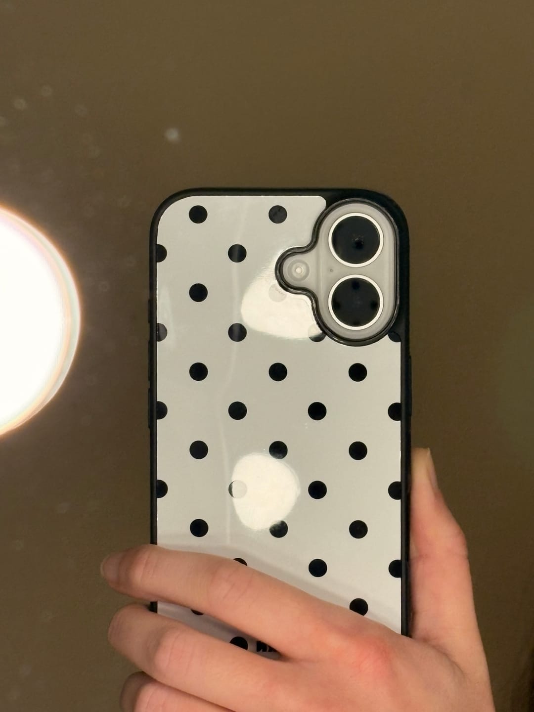 Customer photo review of iPhone 16 Hard Case – Mono Dots