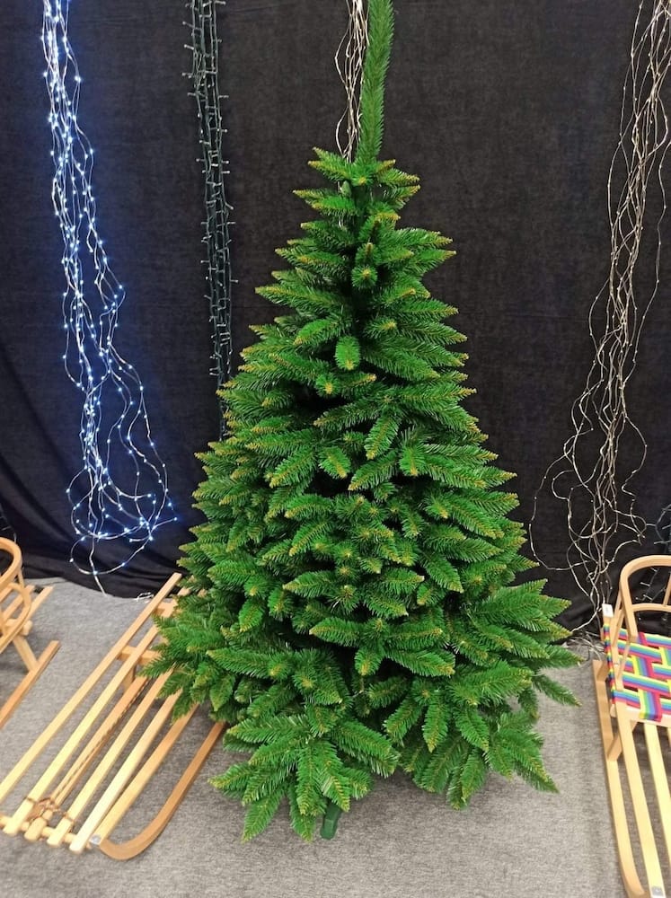 Customer photo review of Brad artificial de Crăciun Retezat, verde, 180 cm, cu suport