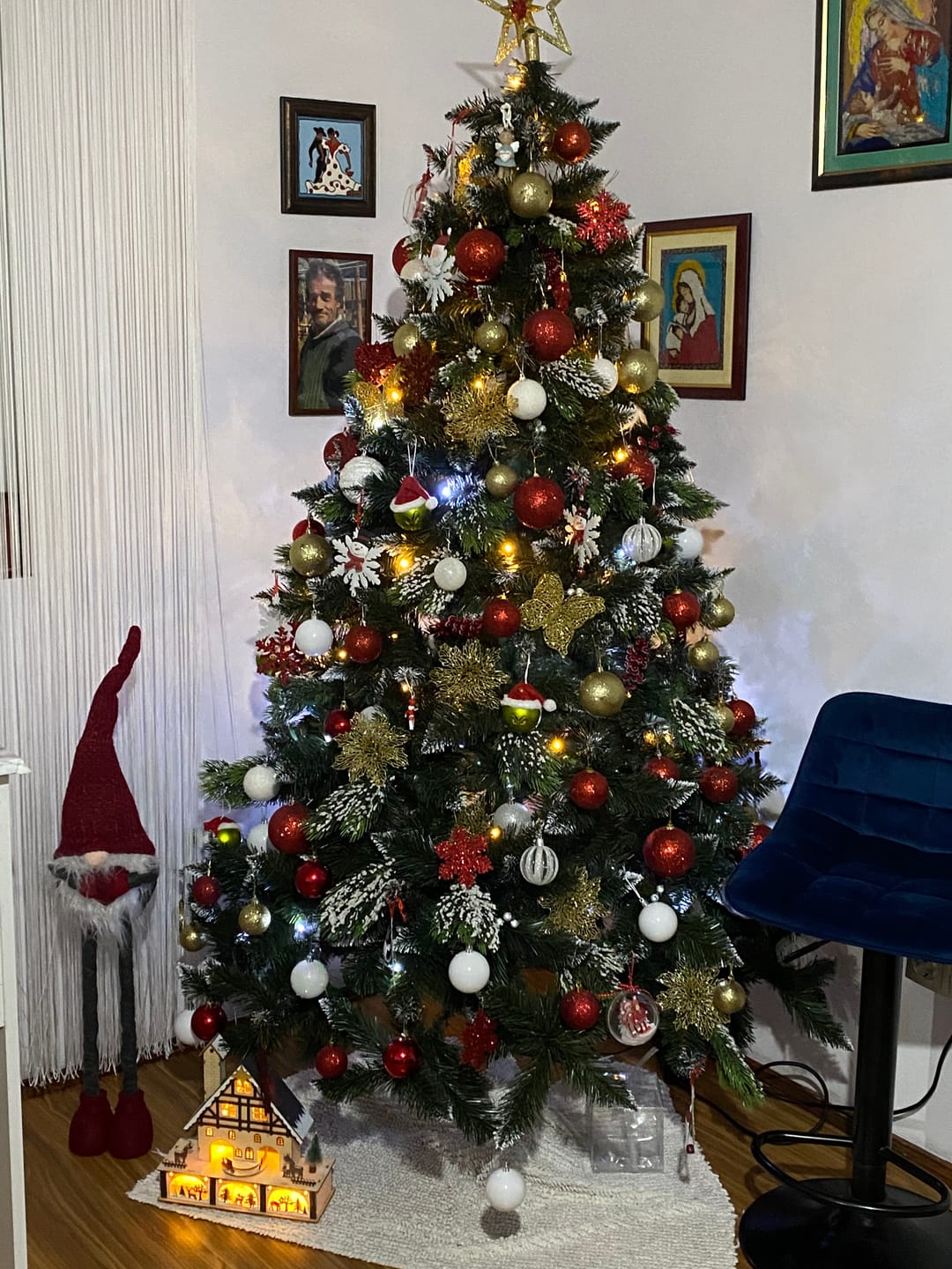 Customer photo review of Brad artificial de Crăciun Polar, nins cu merișoare, 2D+3D, 200 cm