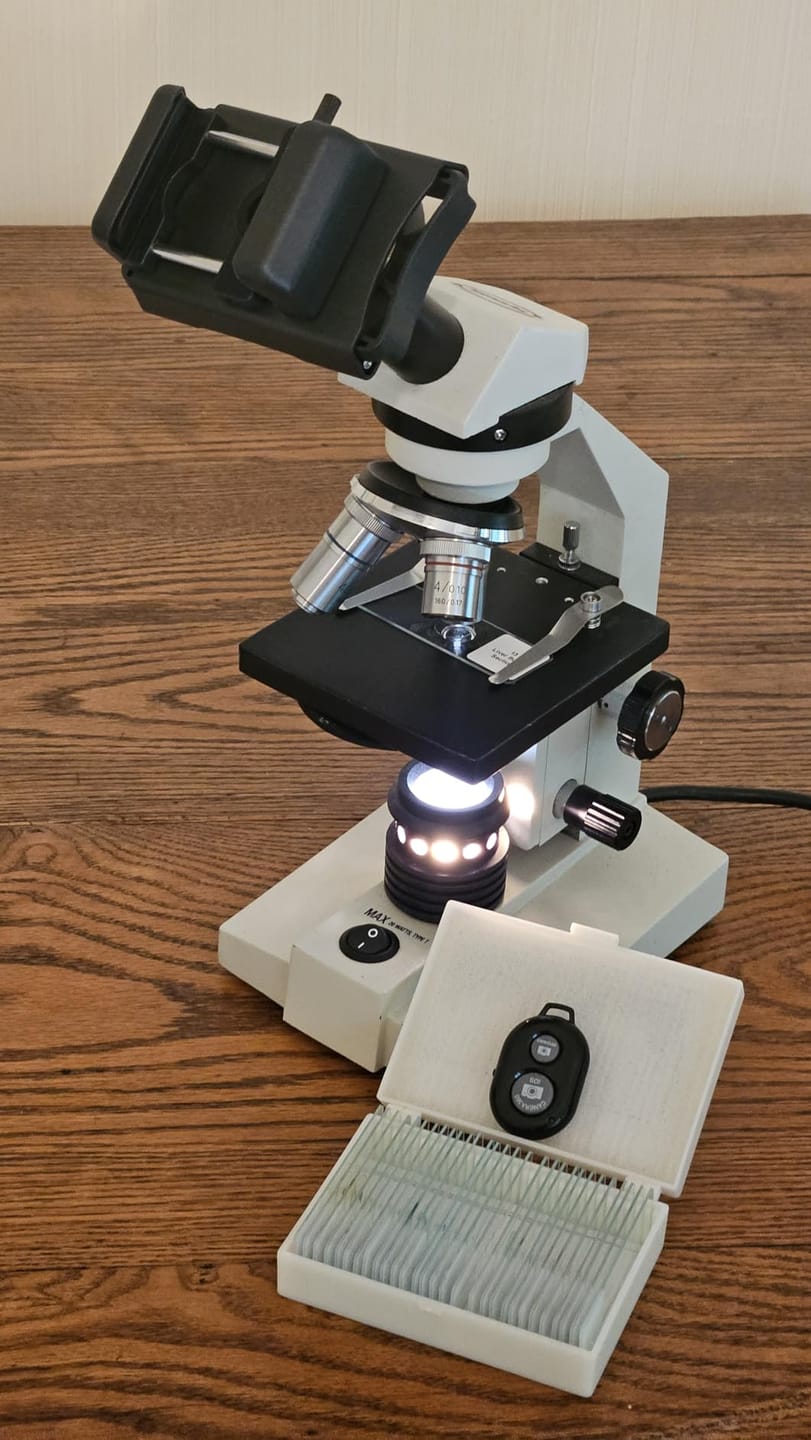 Customer photo review of Universal Optical Smartphone Adapter
