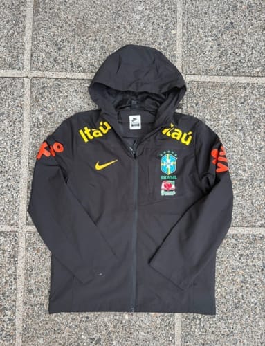 Customer photo review of Veste Coupe-Vent Bresil Sanziro