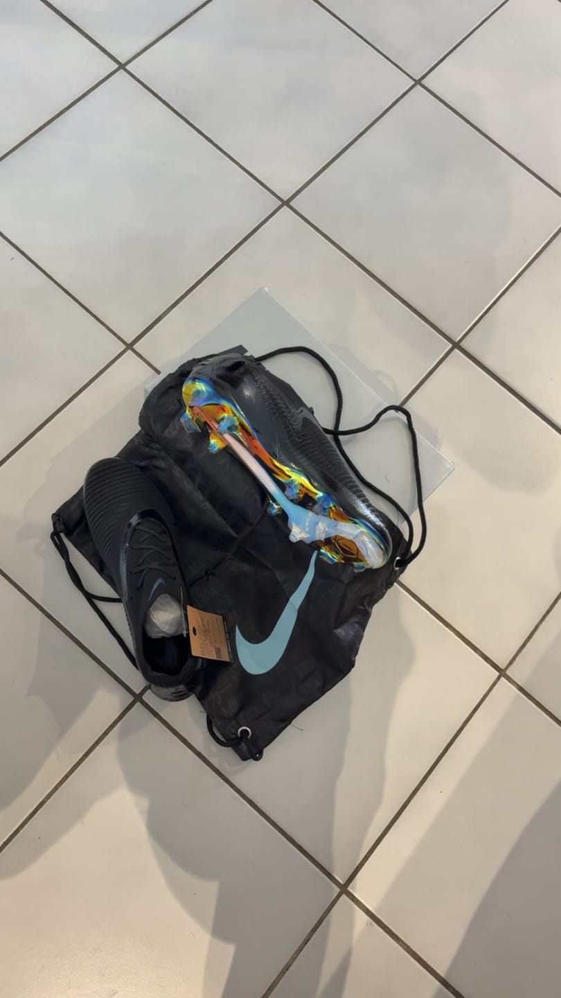 Customer photo review of Nike Phantom 6 Full Black FG