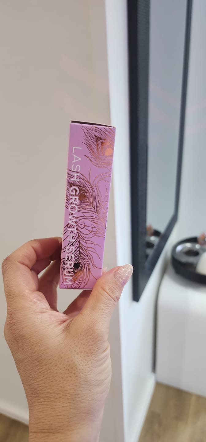 Customer photo review of Purely Lashes Lash Growth Serum