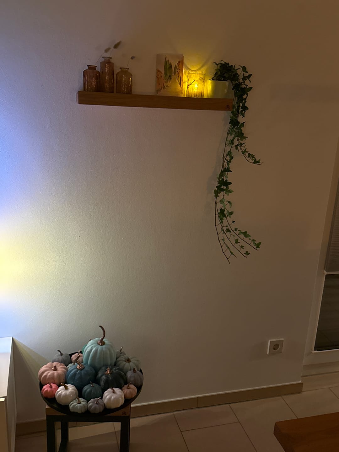 Customer photo review of Wandregal Holz Eiche FIERS mit Kante