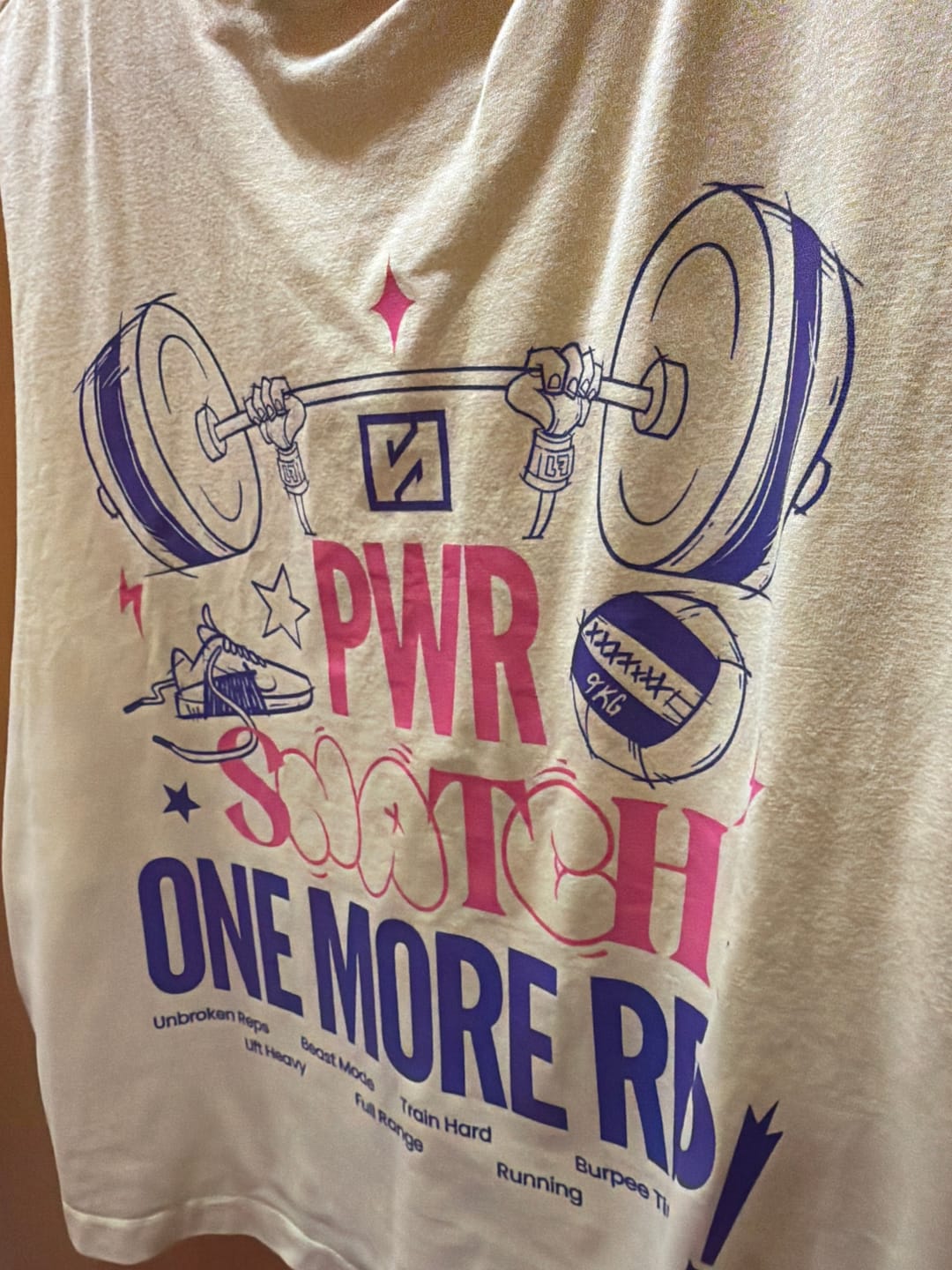 Customer photo review of PWR SNATCH CREAM YELLOW TANK TOP - MUJER