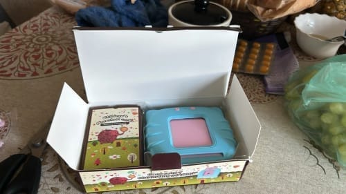Customer photo review of Montessori Teacher™- English Vocabulary