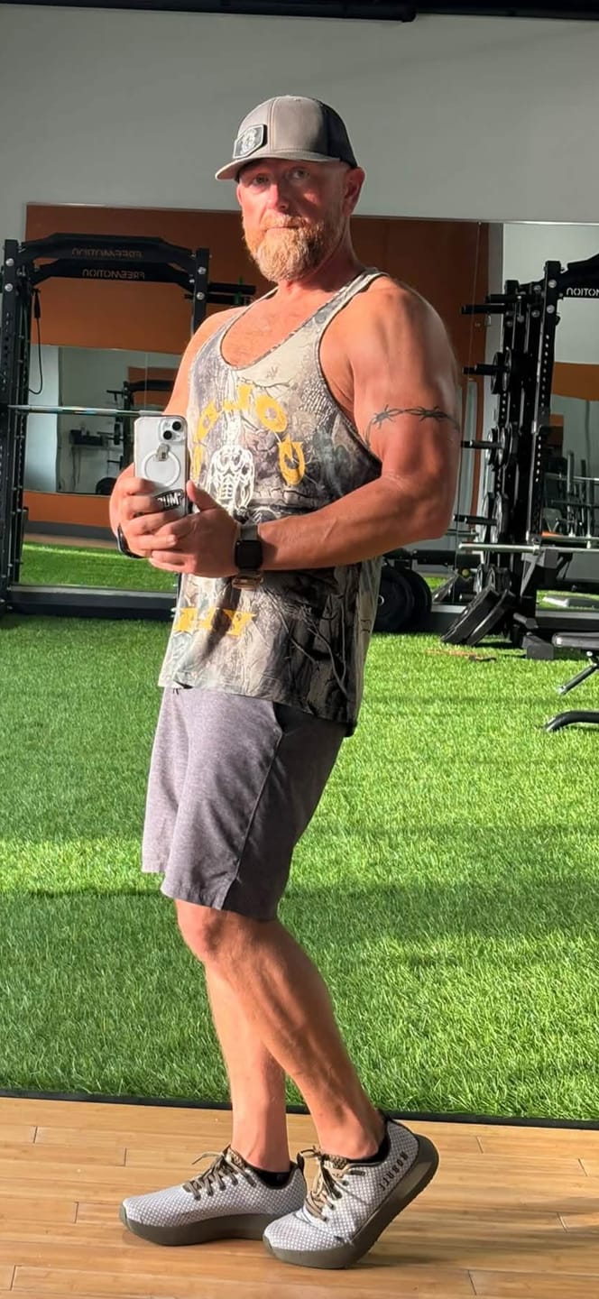 Customer photo review of 3003 - Gold's Iron Legacy Icon Stringers