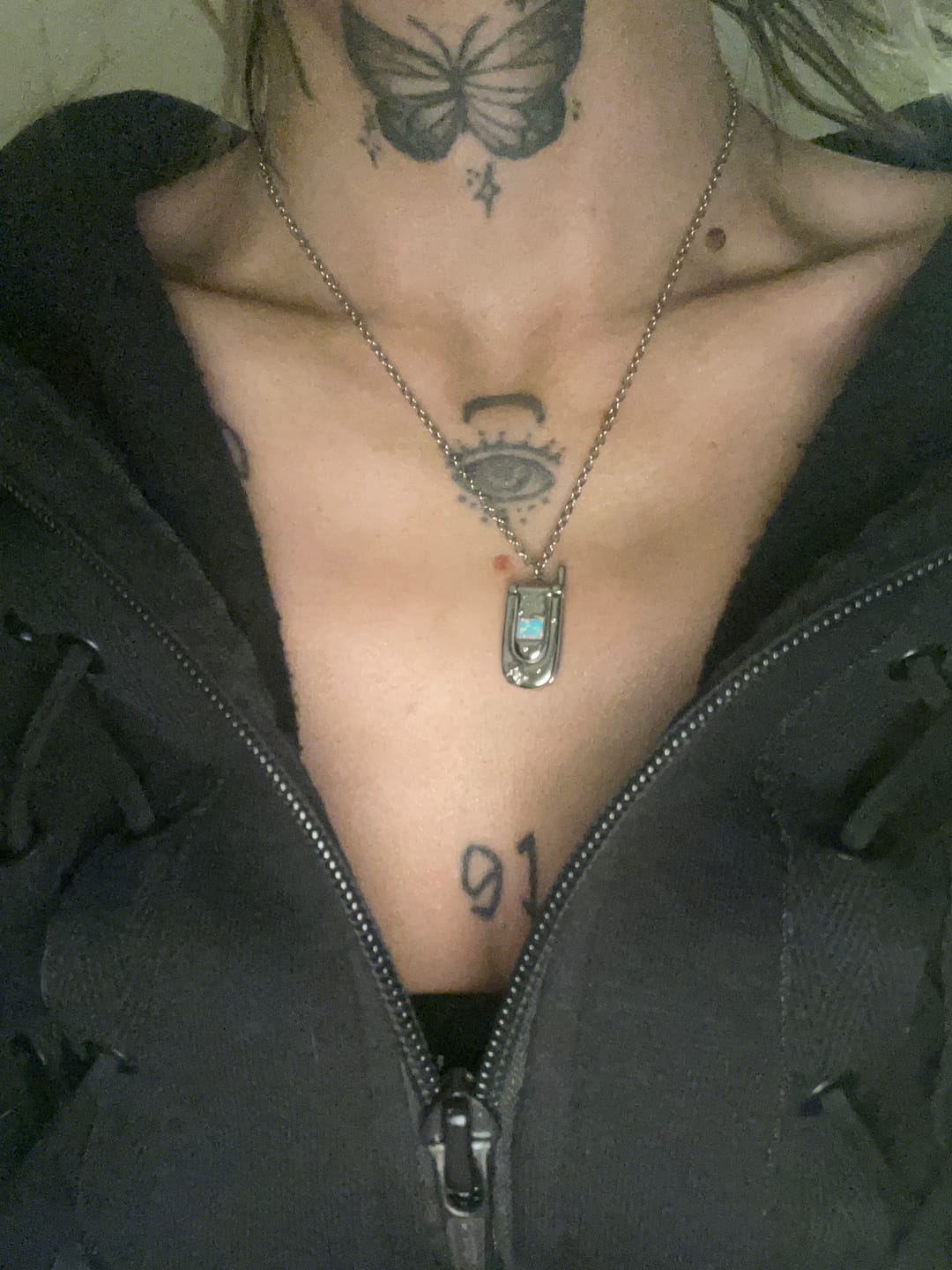 Customer photo review of Sweet Talker Necklace Silver