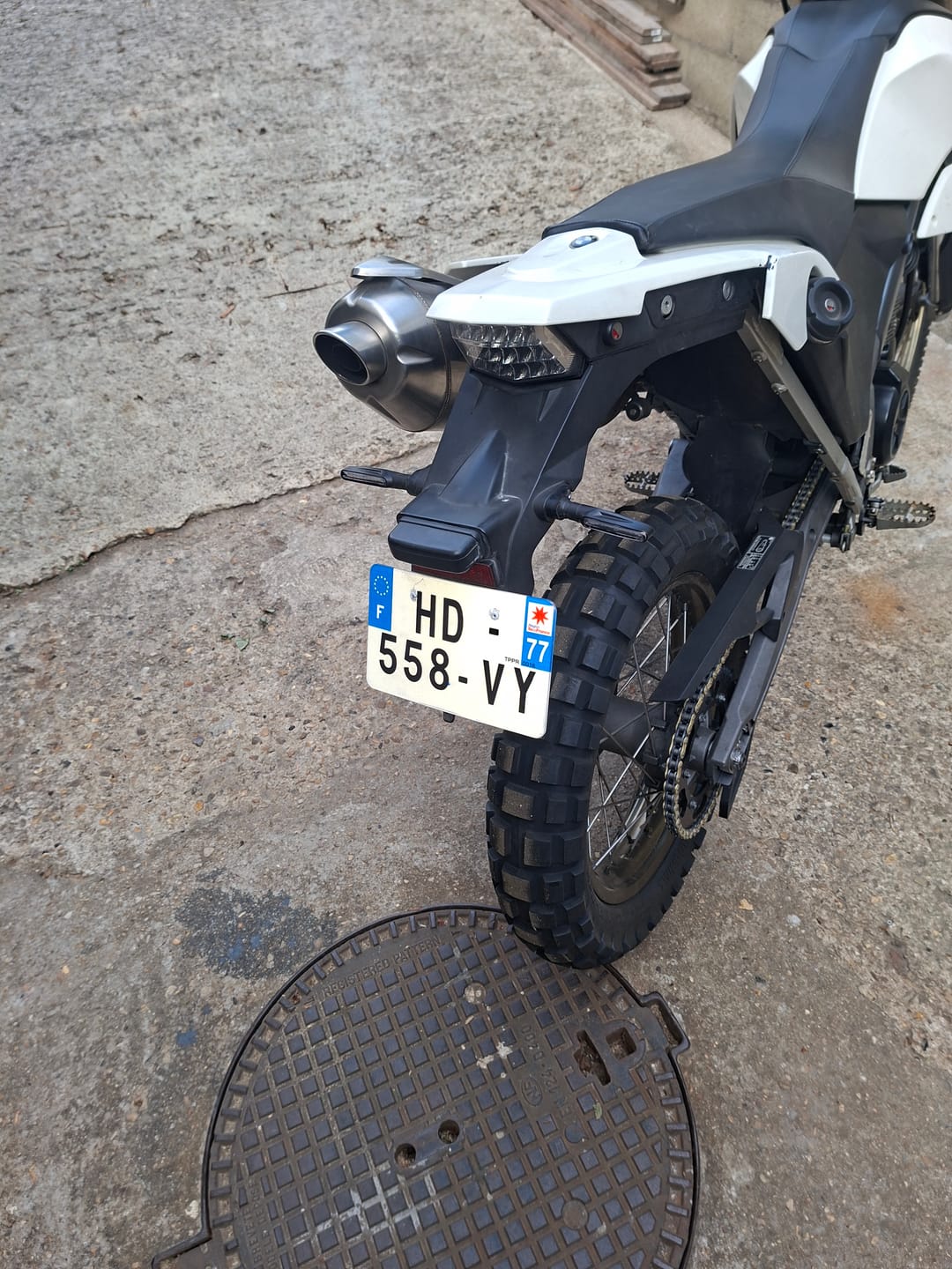 Customer photo review of Plaque moto et scooter plexiglass homologuée