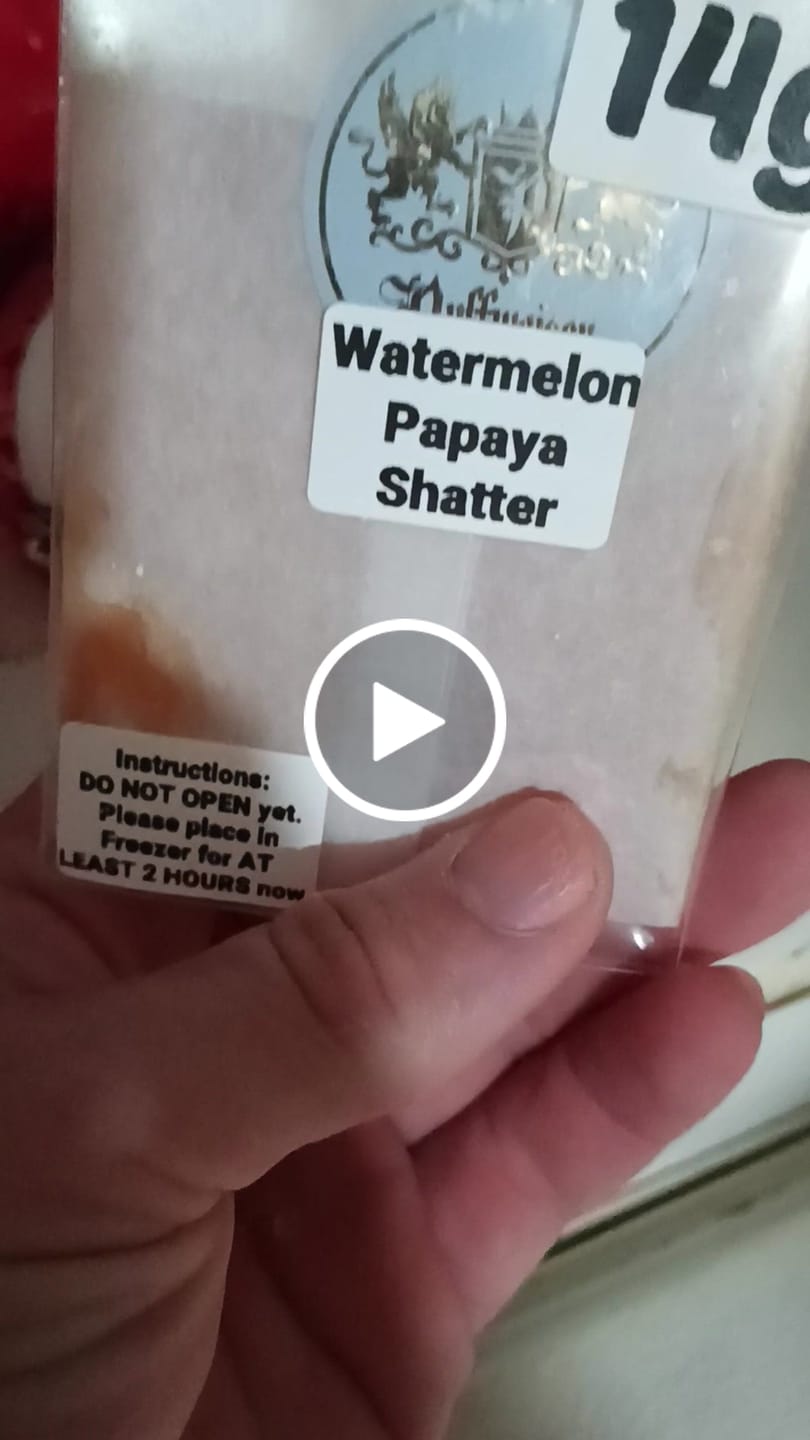 Customer video review of Watermelon Papaya Shatter 7G(Buy 1 Get 1)
