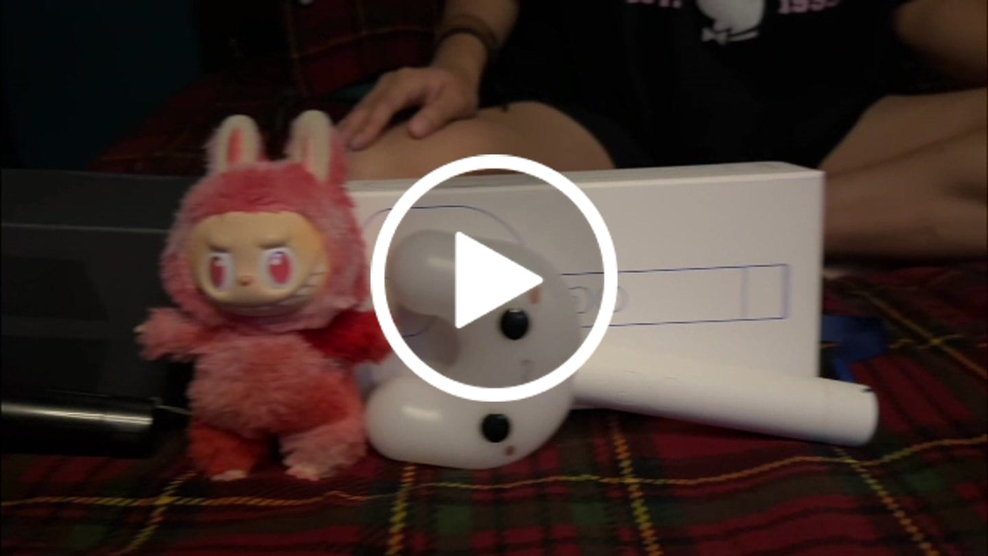 Customer video review of RED VELVET - OFFICIAL FANLIGHT VER.2