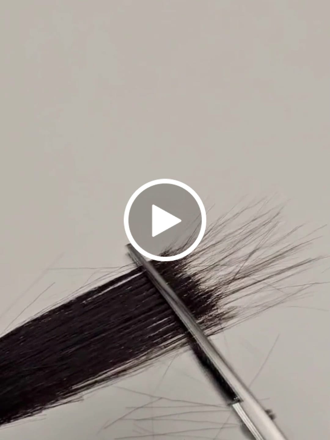 Customer video review of Blending Shears | Japanese 25T MO T253
