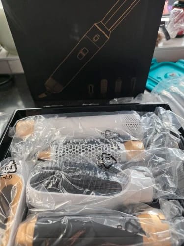 Customer photo review of AQUALYA HairPro™ 5-in-1 – One Gift, Five Styling Tools + Heat Protector