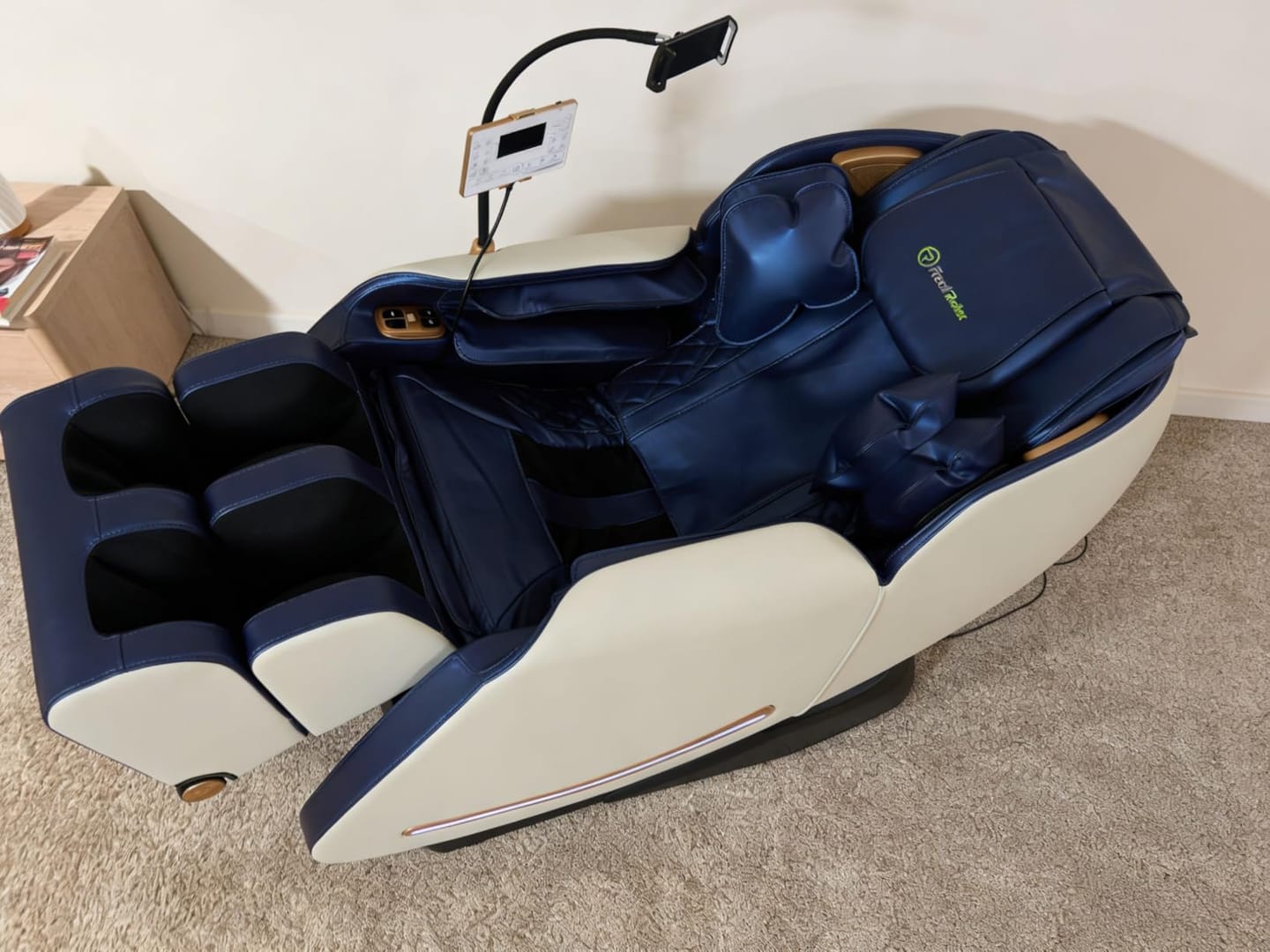 Customer photo review of Favor-06 2026 3D Zero Gravity Massage Chair Blue