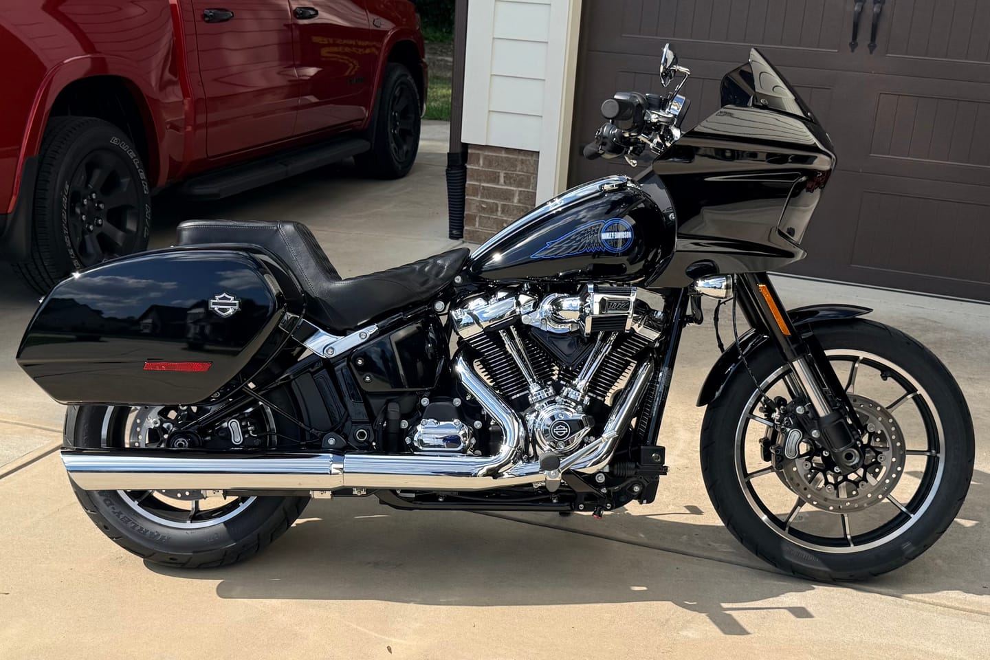 Customer photo review of Iron Born Diamond Stitch 2-Up Seat for Harley Softail Low Rider ST FXLRST