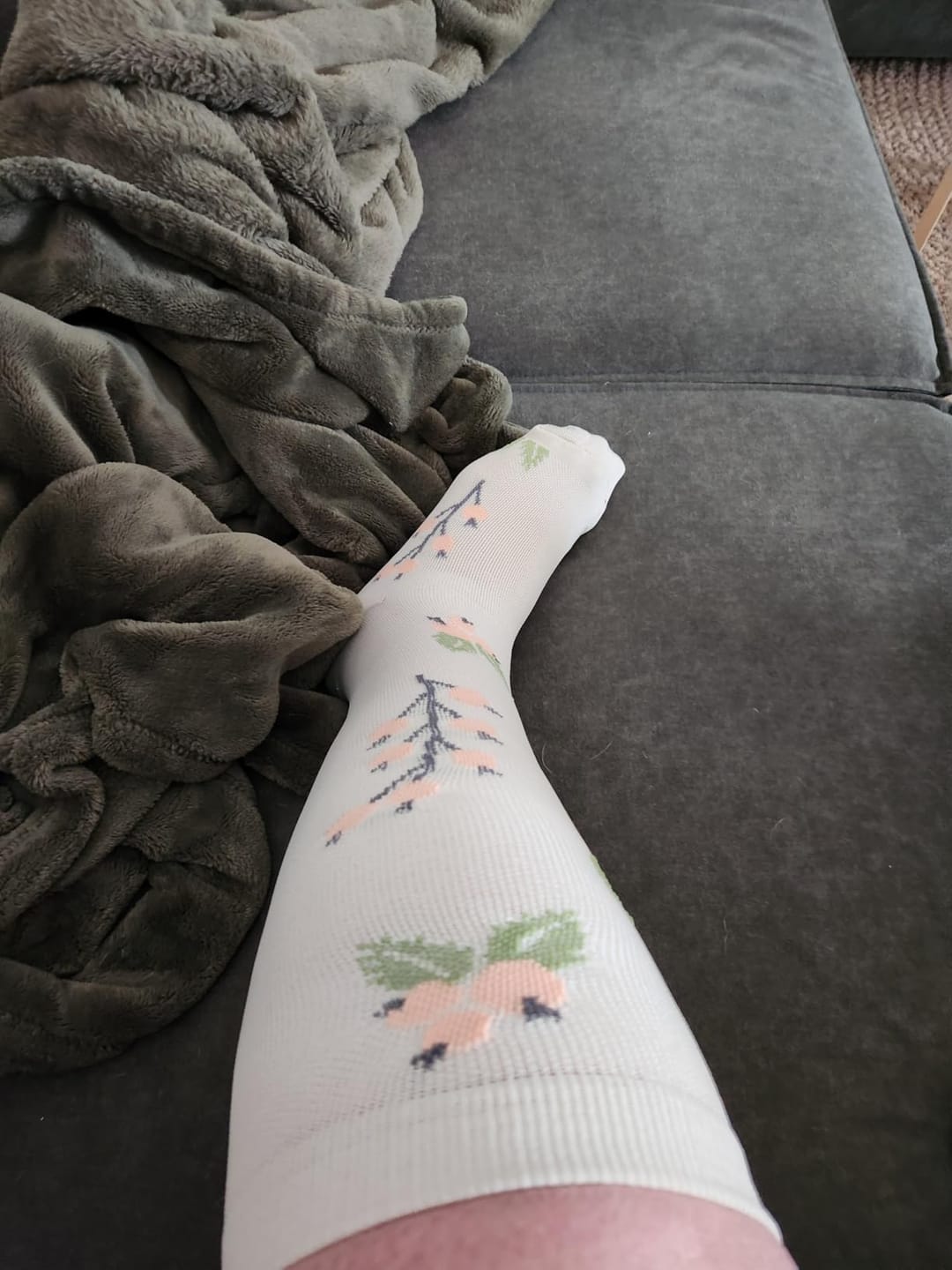 Customer photo review of Flowers White Compression Socks