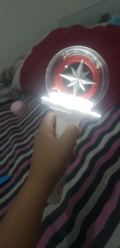 Customer photo review of Stray Kids Nachimbong Official Lightstick Ver.2