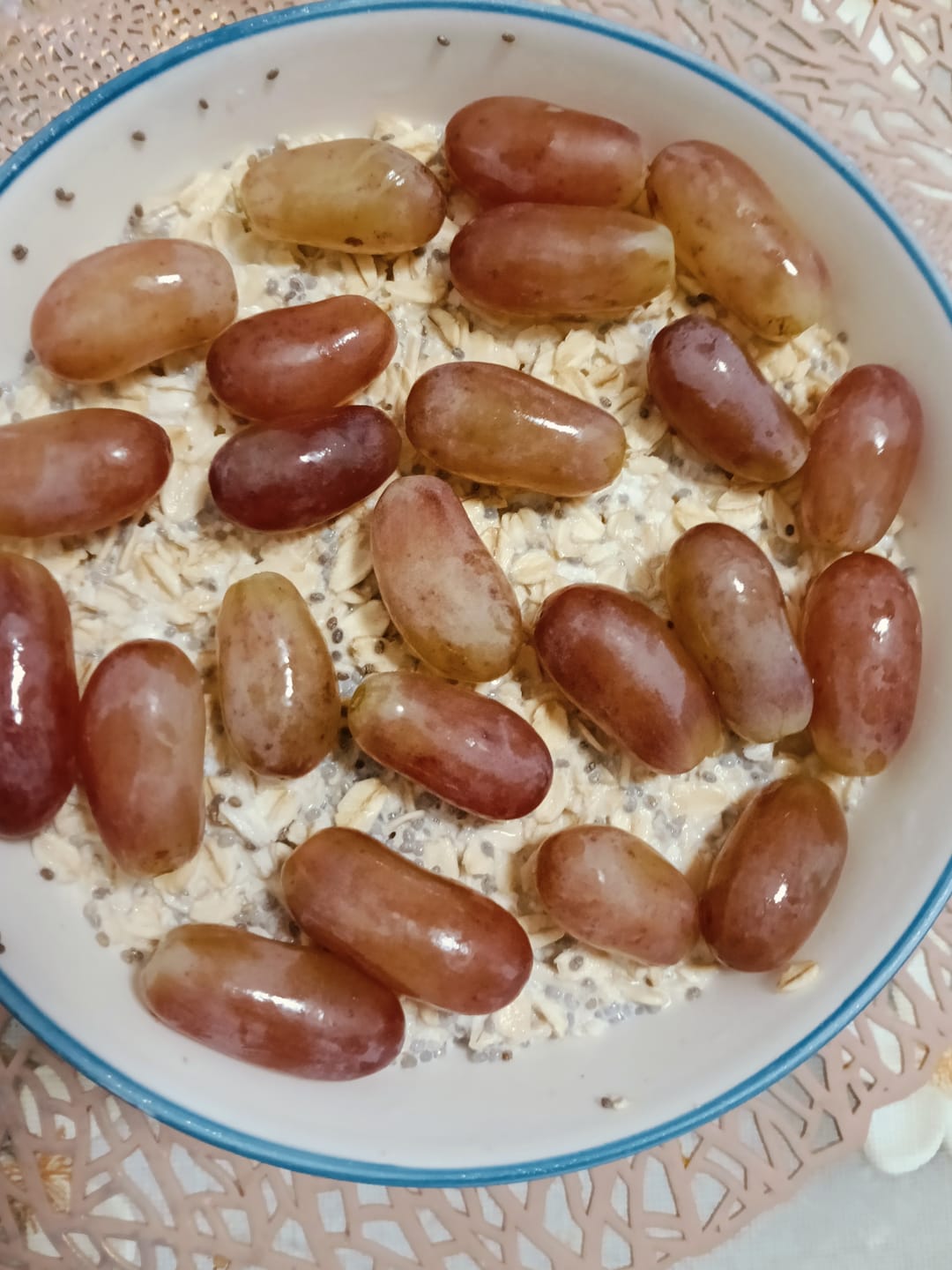 Customer photo review of Bob's Red Mill Old Fashioned Rolled Oats Whole Grain