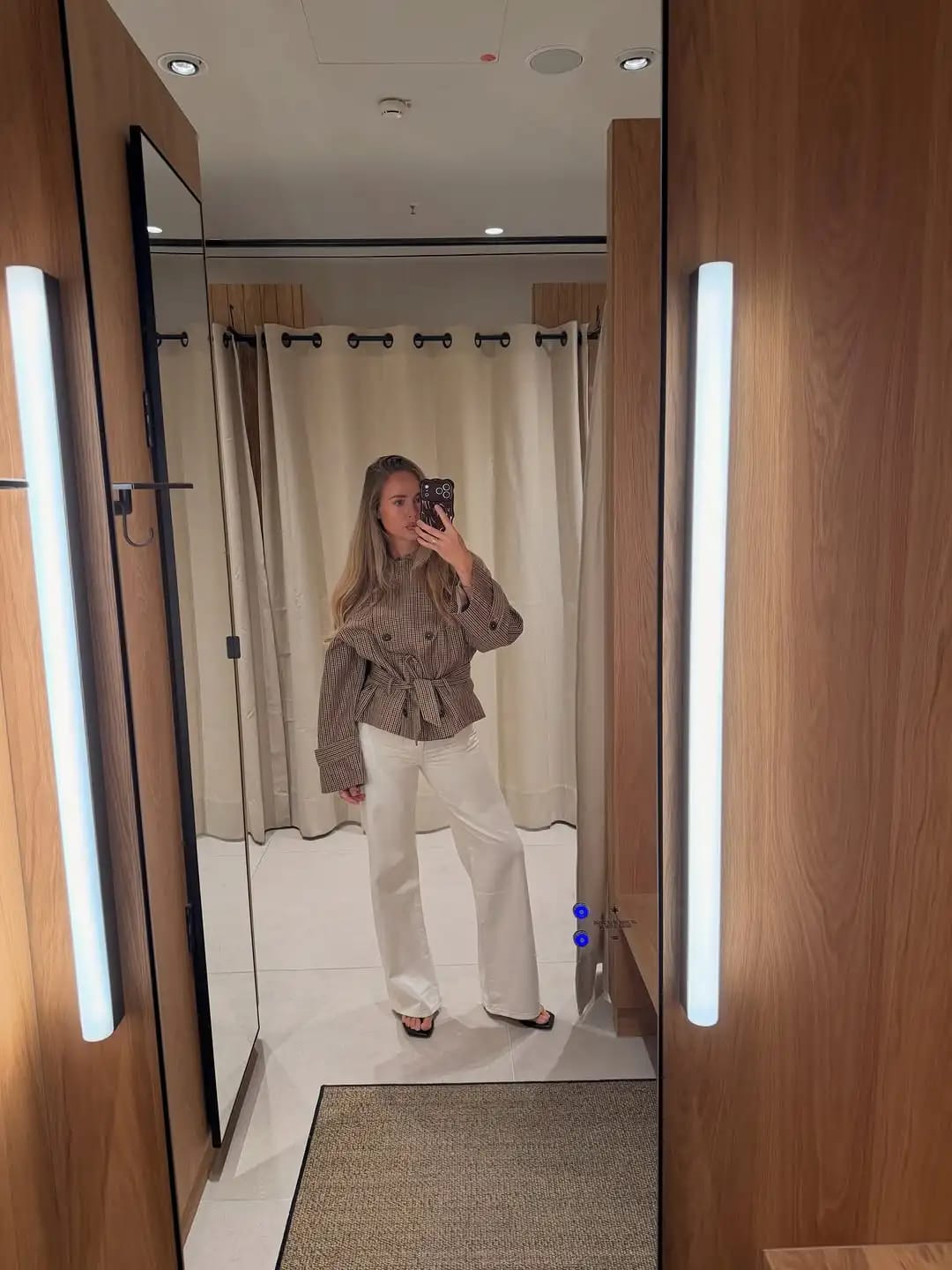 Customer photo review of Melissa Plaid Belted Trench Coat