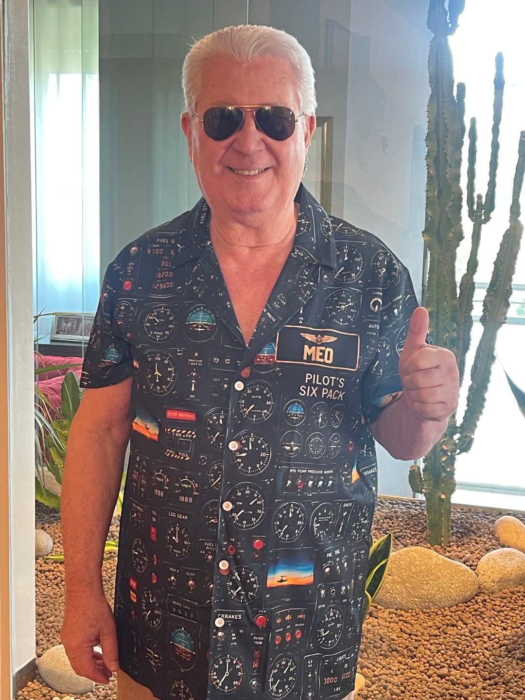 Customer photo review of Born-to-Fly Pilots - Personalized Hawaiian Shirt, Gift For Pilots