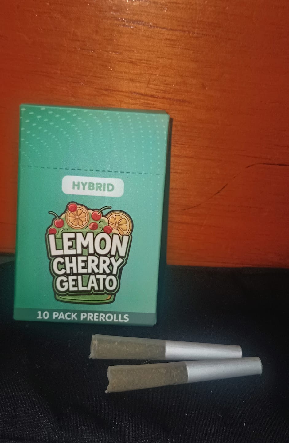 Customer photo review of Lemon Cherry Gelato - Pack of Pre-Rolls (10 Pack) - Hybrid