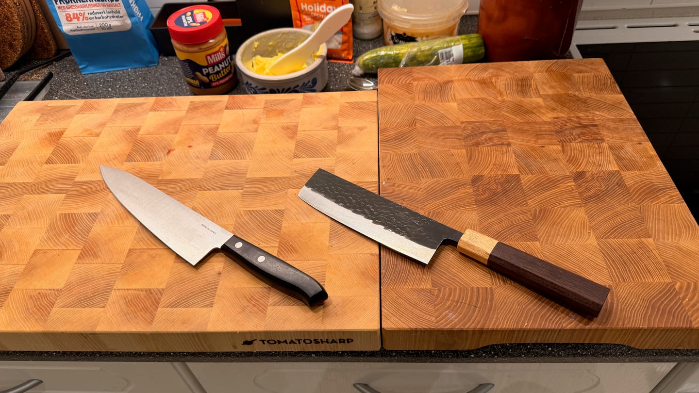 Customer photo review of Grønnsakskniv 170 mm, Kameyuki 1K6 Tsuchime Nakiri