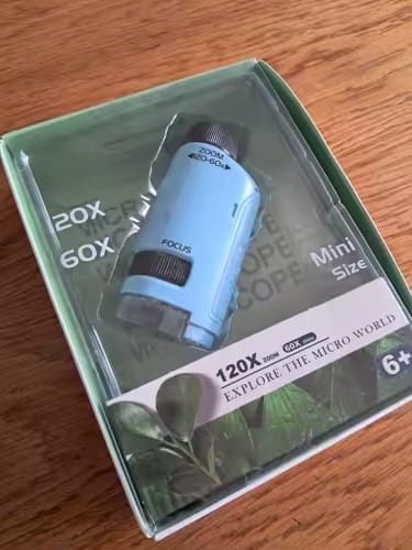 Customer photo review of Montessori Microscope™ - Pocket Microscope