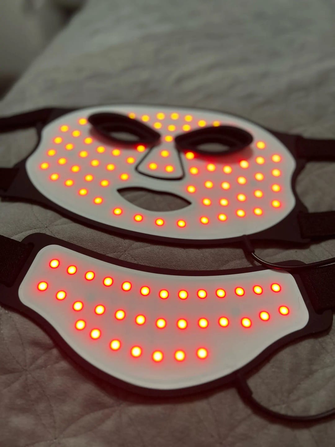 Customer photo review of AQUALYA LumiMask™ LED – Spa-Worthy Skin in 15 Minutes + Firming Cream