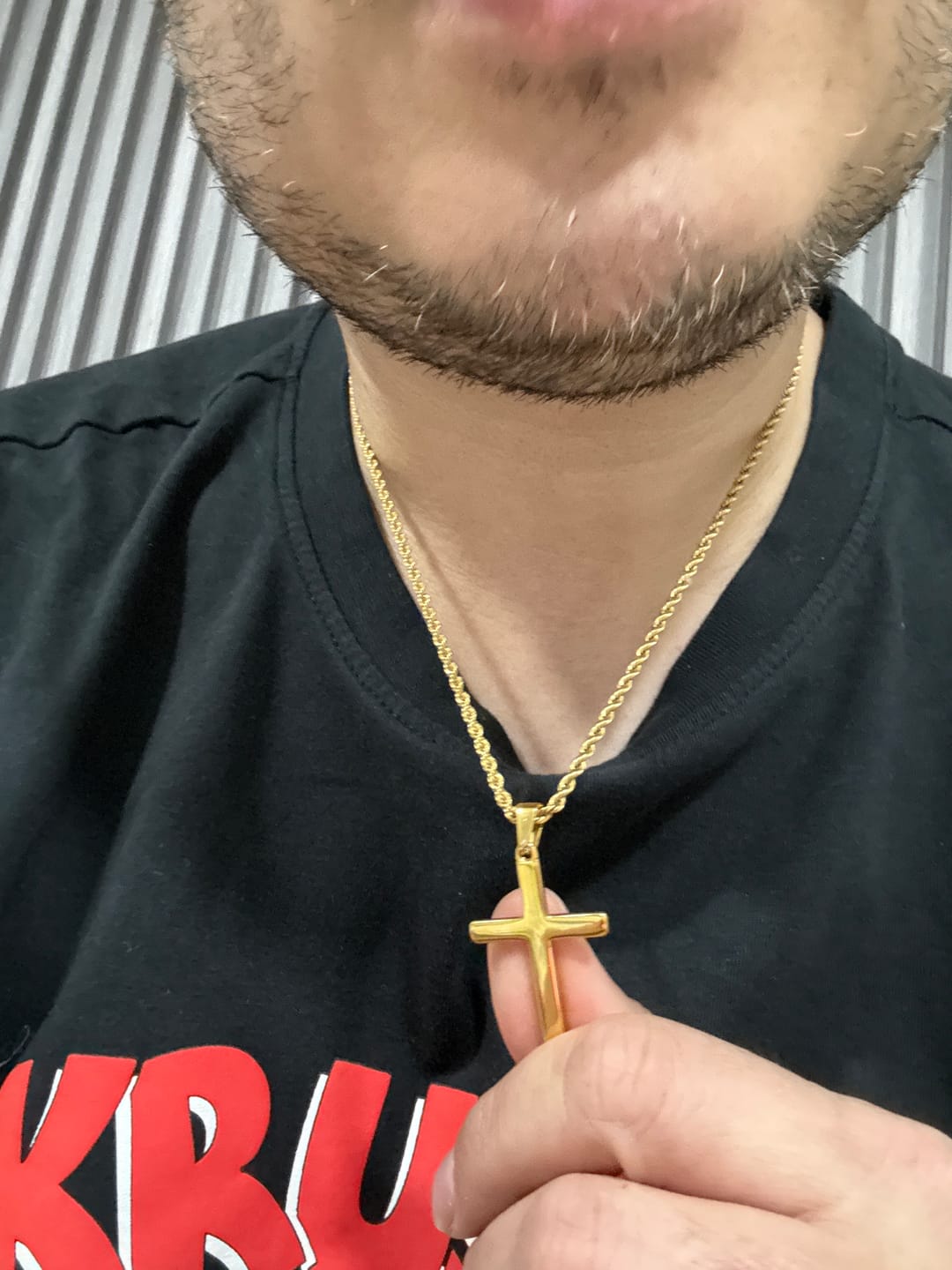 Customer photo review of Crucifix Pendant Oro