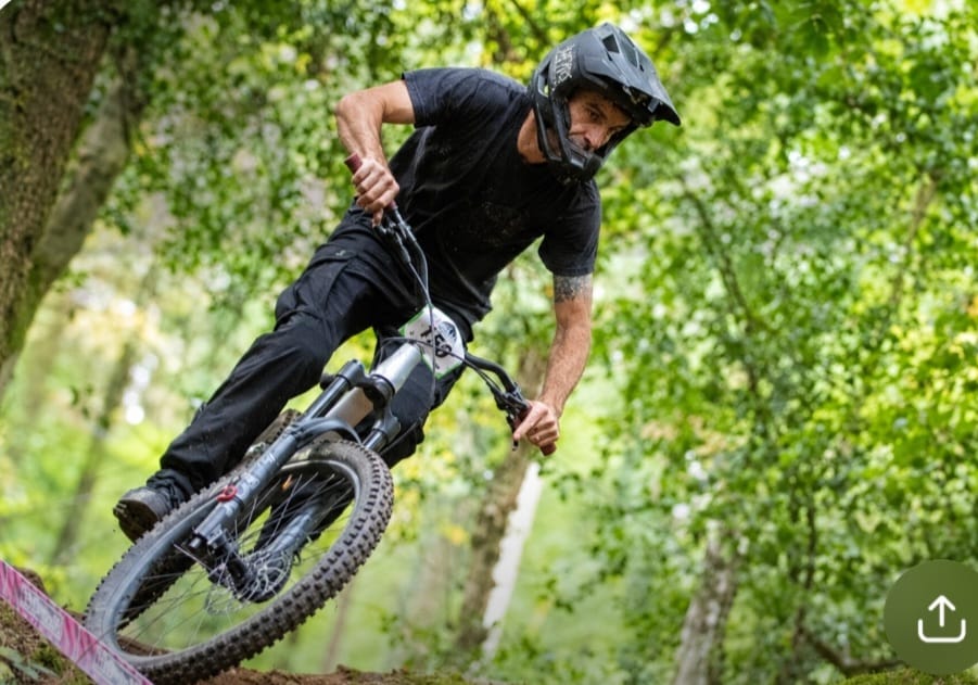 Customer photo review of Highroller | Cargo Trouser | Shadow Black