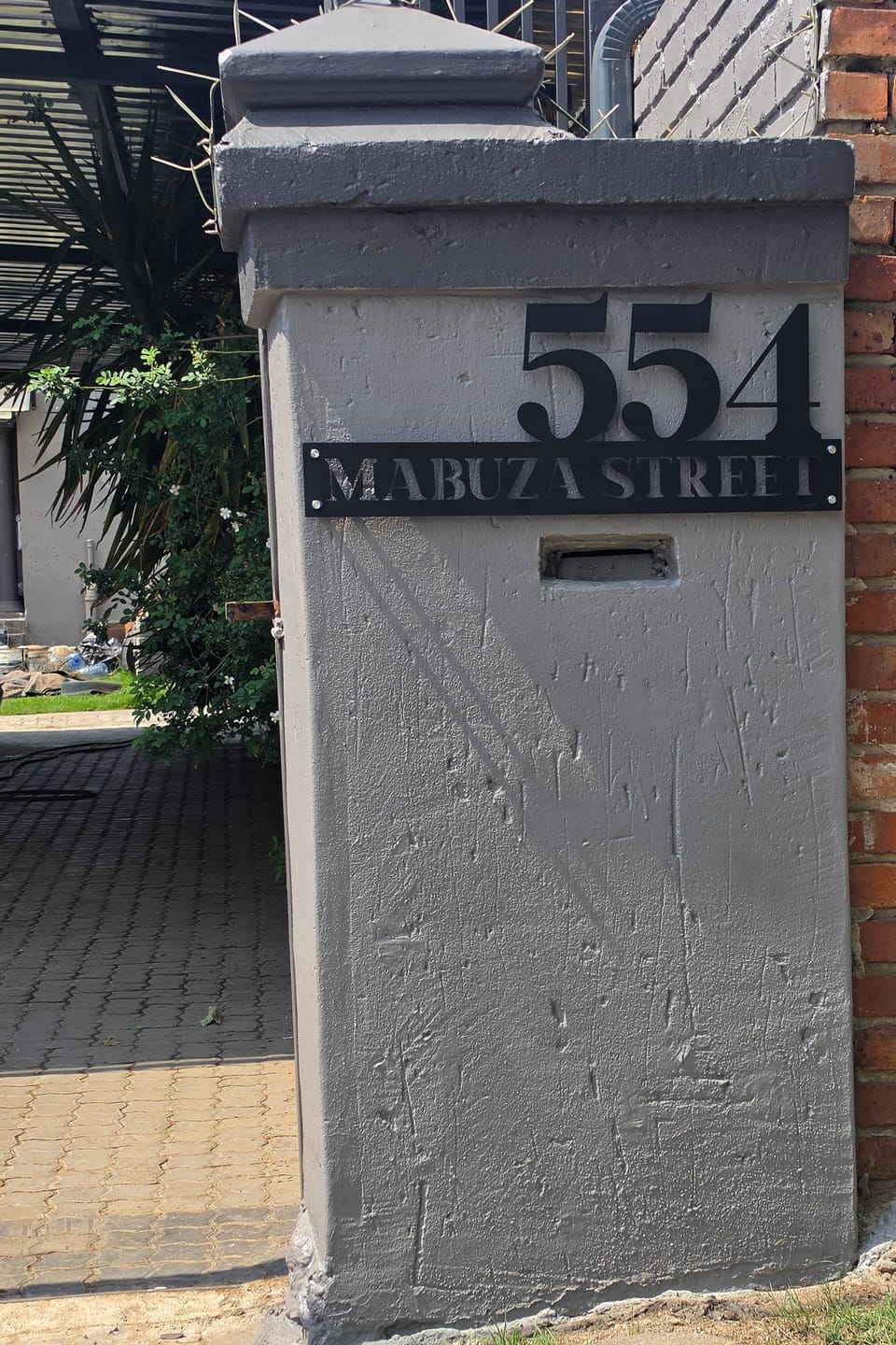 Customer photo review of The Modern Metal House Number