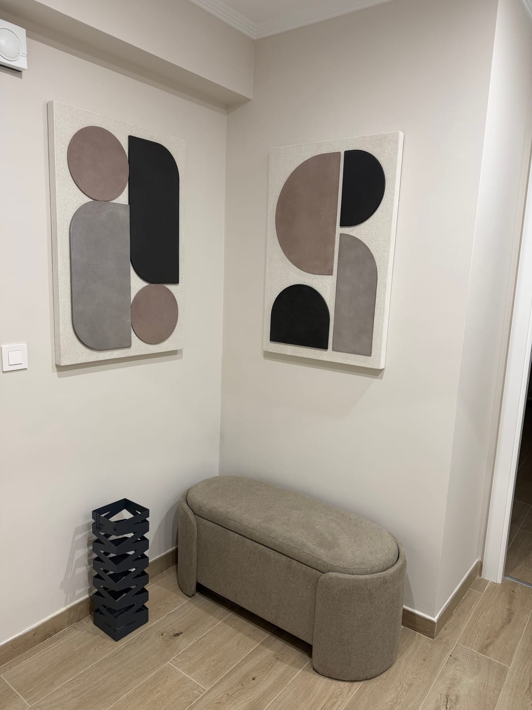 Customer photo review of Banqueta Nira, tapizada con almacenaje, 107 x 47 cm