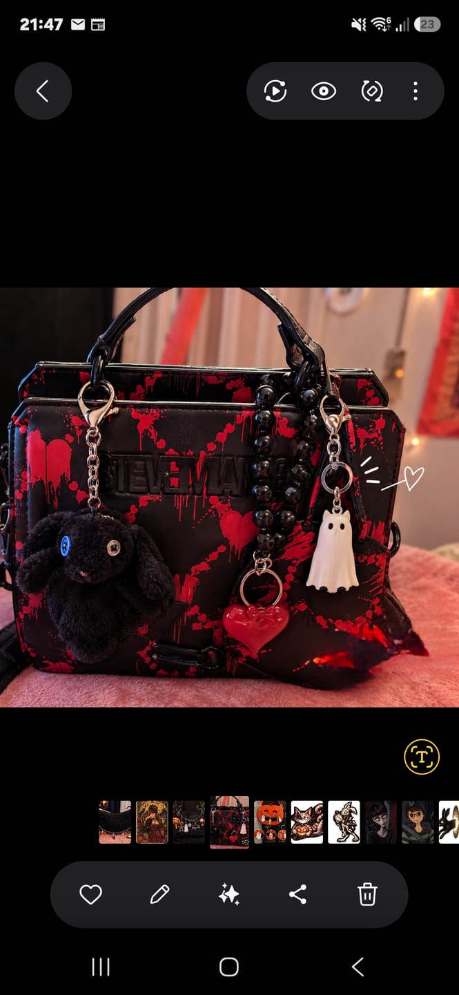 Customer photo review of Spooky Schlüsselanhänger Gespenst – kleiner Geist für Schlüssel und Tasche
