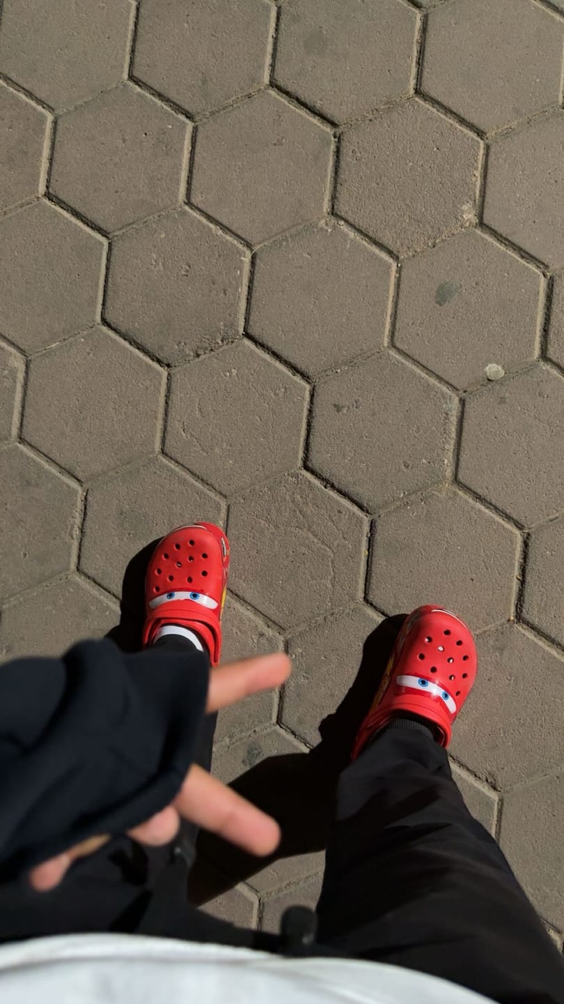 Customer photo review of Lightning McQueen Crocs – Red