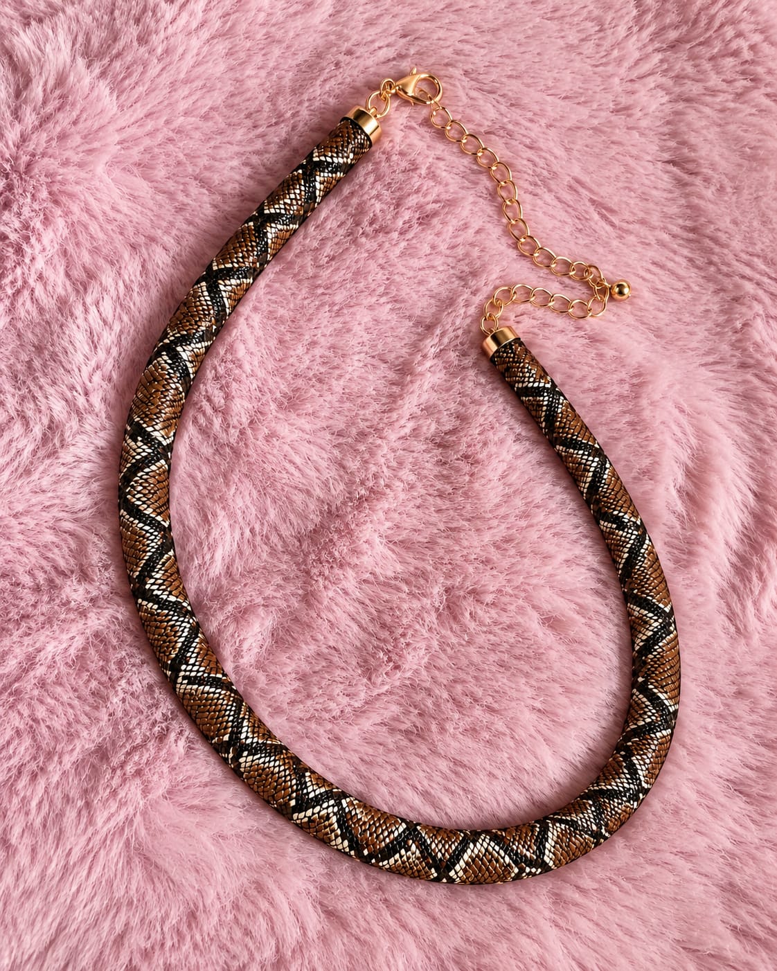 Customer photo review of Collar Trenzado Serpiente VÉNORA