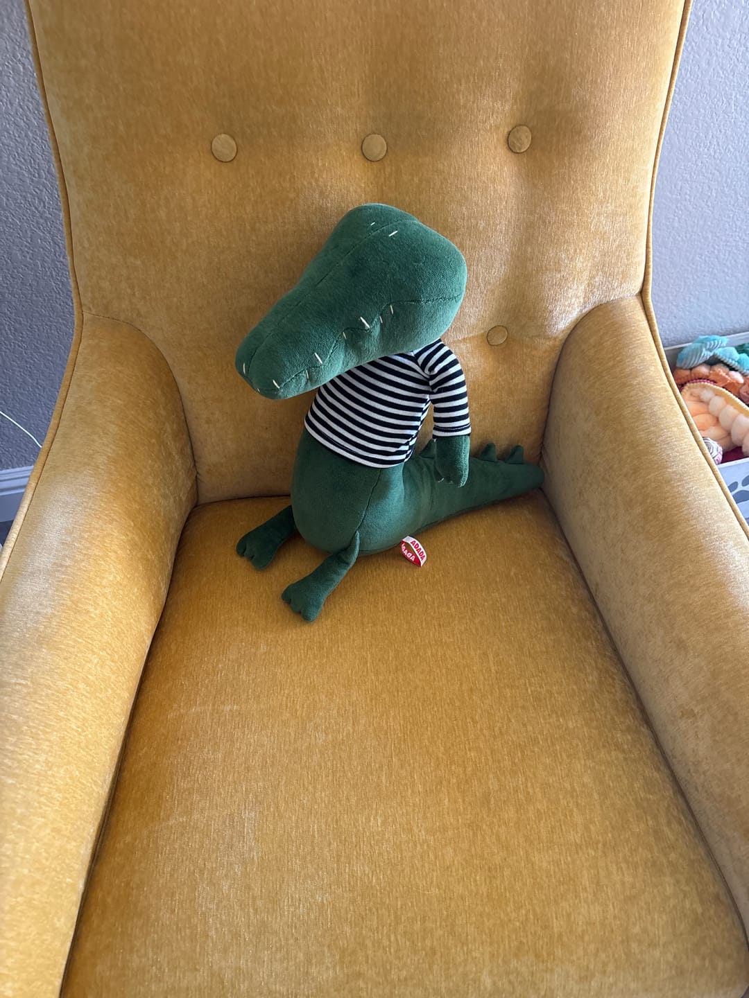 Customer photo review of TONY THE CROCODILE - L