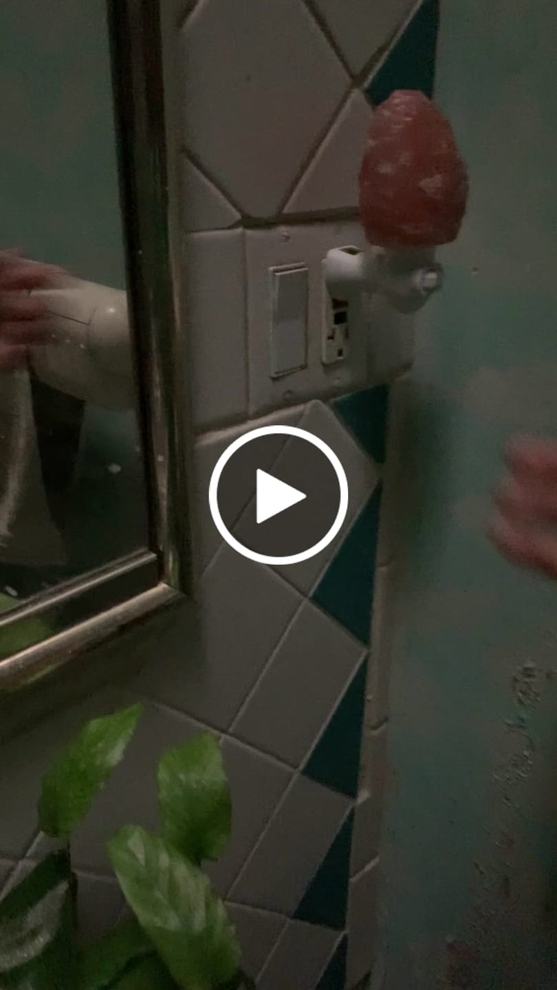 Customer video review of Natural Himalayan Salt Night Light