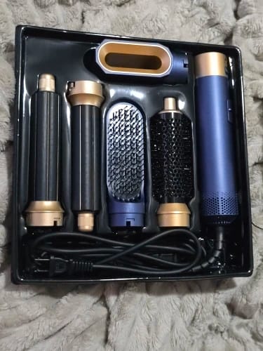 Customer photo review of AQUALYA HairPro™ 5-in-1 – One Gift, Five Styling Tools + Heat Protector