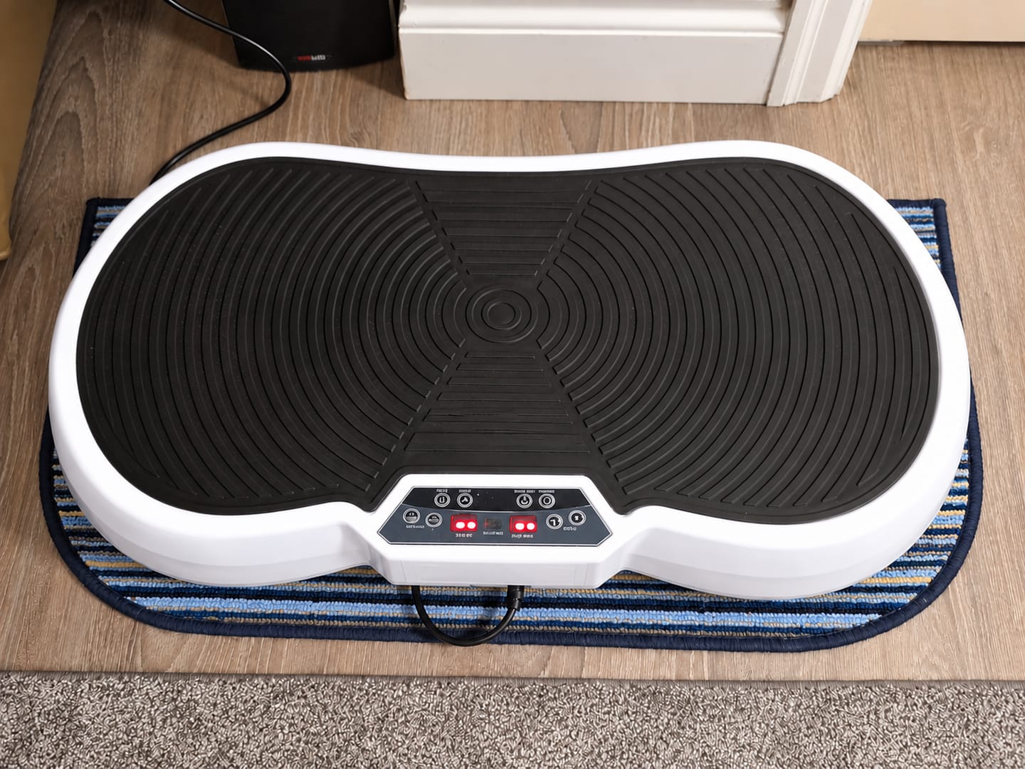 Customer photo review of Full-Body Vibration Plate Exercise Machine