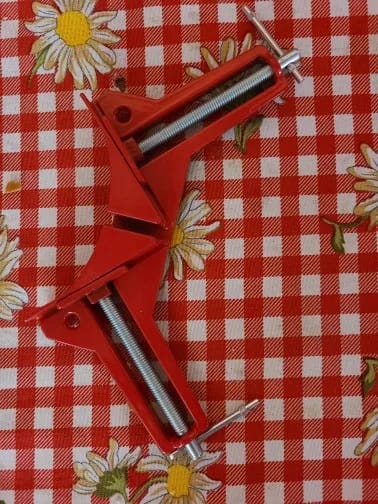 Customer photo review of 90° Corner Clamp for Frames, Boxes & Cabinets