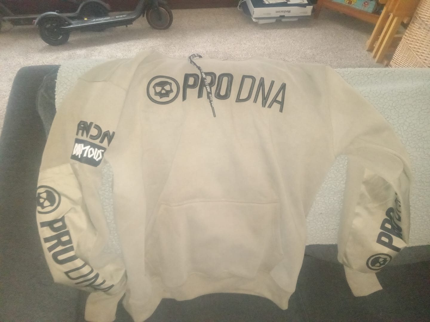 Customer photo review of PRO DNA™ HEAVY-WEIGHT PLAYING HOODIE - SOLID COLORS