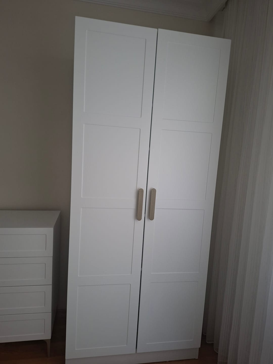 Customer photo review of Rani BA188 Membran Kapaklı Gardırop 2 Kapaklı 4 Raflı Elbise Dolabı Beyaz