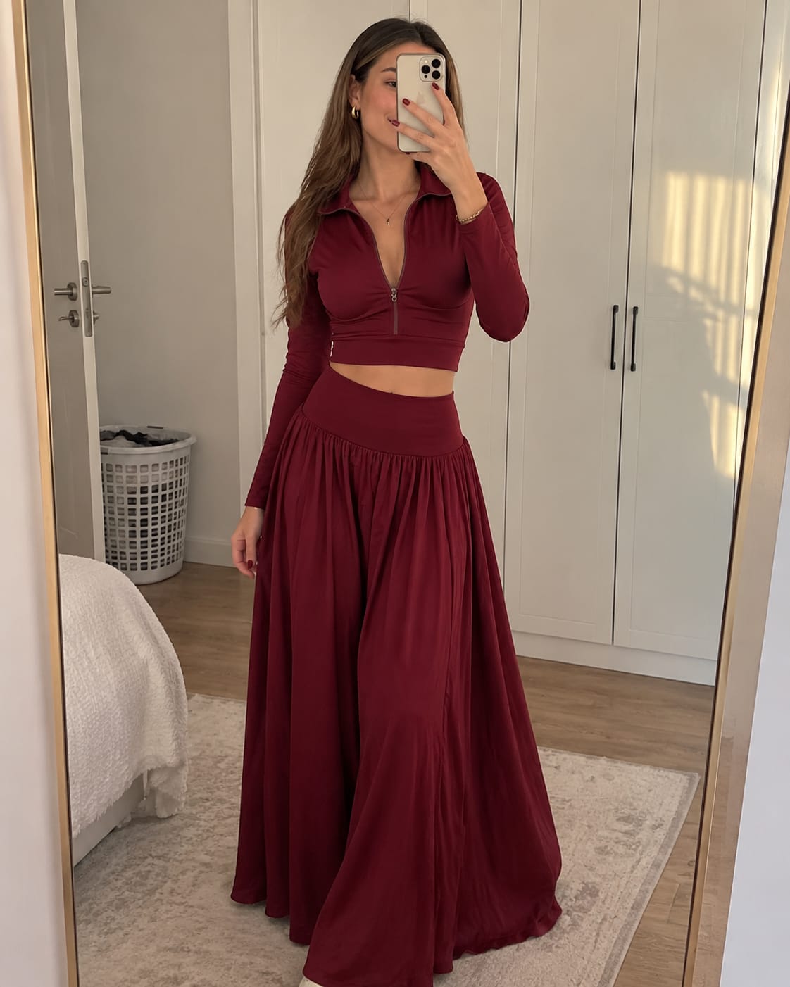 Customer photo review of Kadın Crop Bluz ve Uzun Etek Takım – Yarım Fermuarlı Yaka, Uzun Kollu, Yüksek Bel Maxi Etek